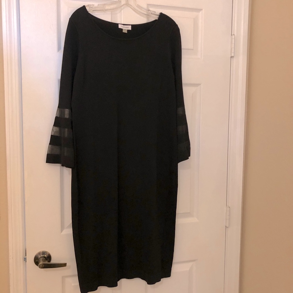 NWT Beautiful black knit dress B15